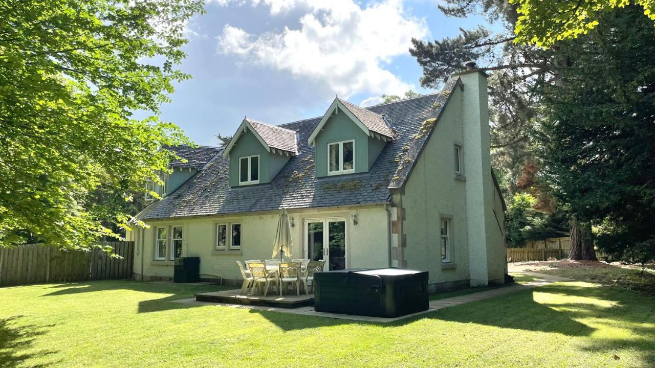 Ferienhaus Estate At Carberry Tower *